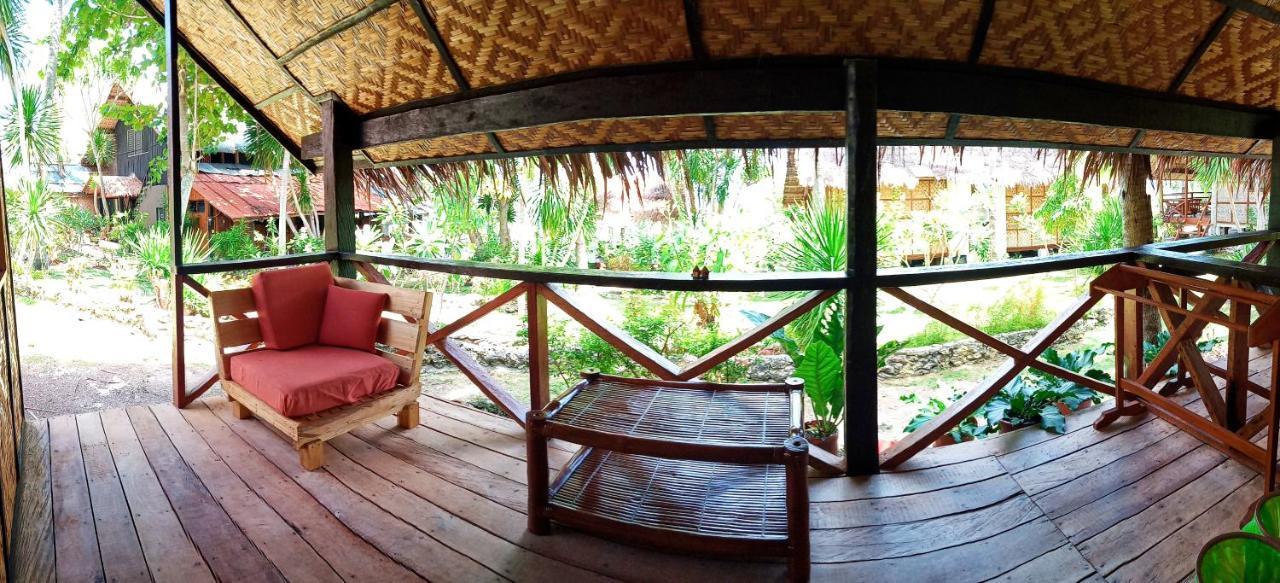 Allba'S Homestay Moalboal Exterior photo